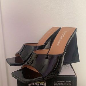Forever 21 Black Size 8 Heels